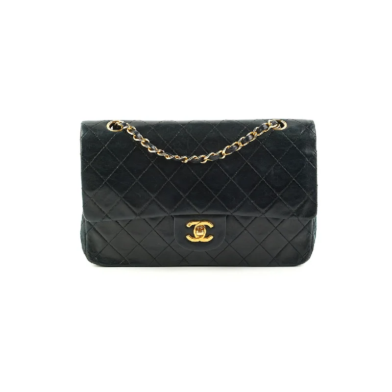 Chanel Vintage Quilted Lambskin Medium/Large Black 24k GHW