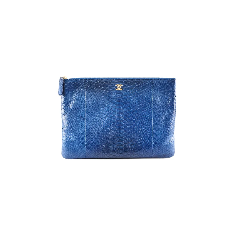 Chanel O case Medium Exotic Leather Blue