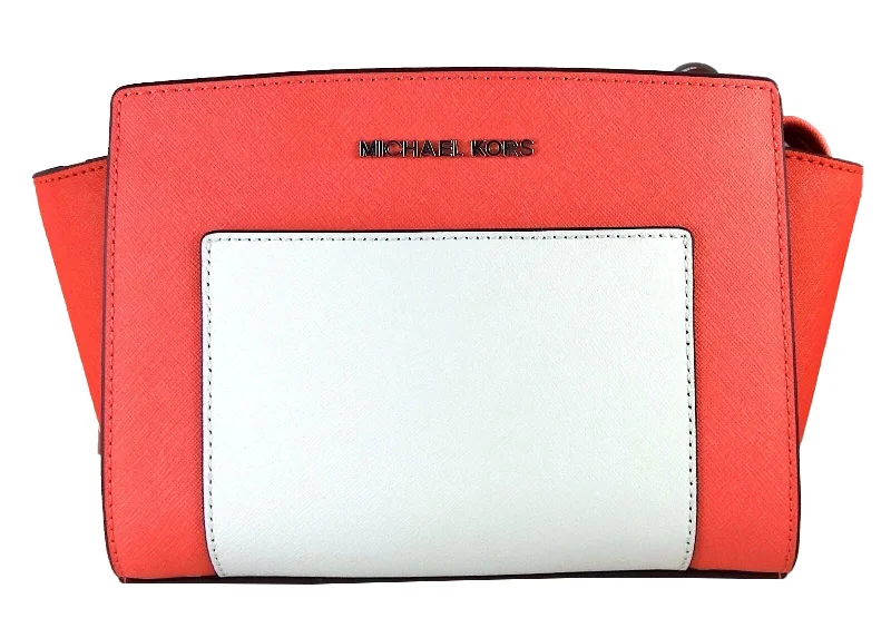 Michael Kors Selma Pocket Messenger